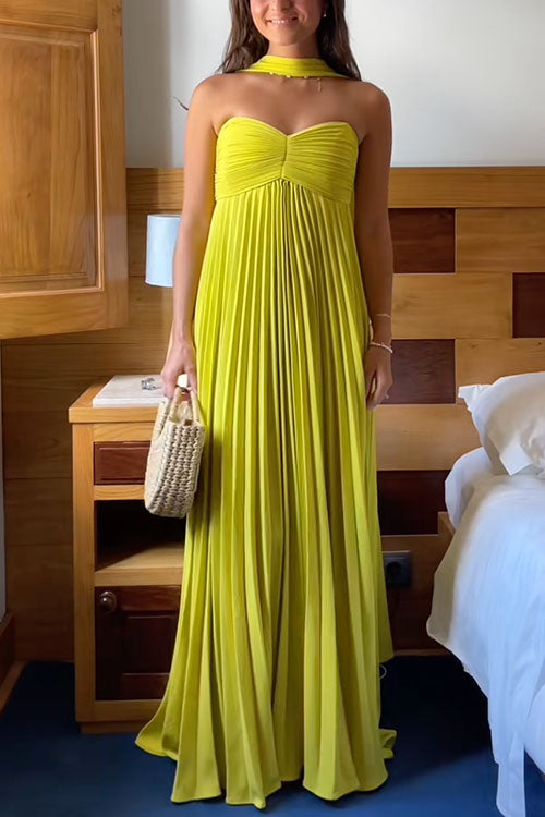 Katrina – Vestido Maxi con Diseño Off-the-Shoulder, Cordones y Falda Plisada