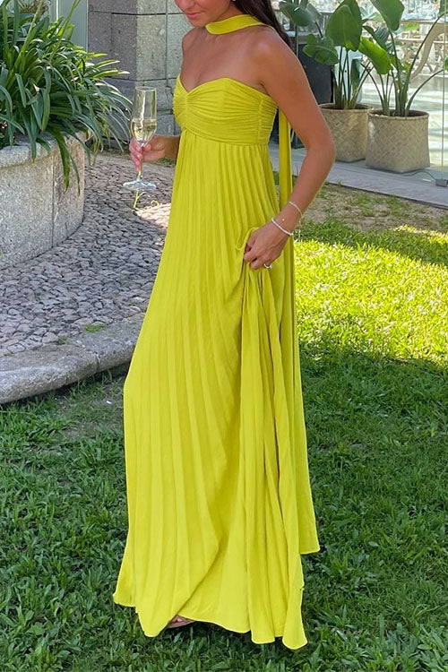 Katrina – Vestido Maxi con Diseño Off-the-Shoulder, Cordones y Falda Plisada