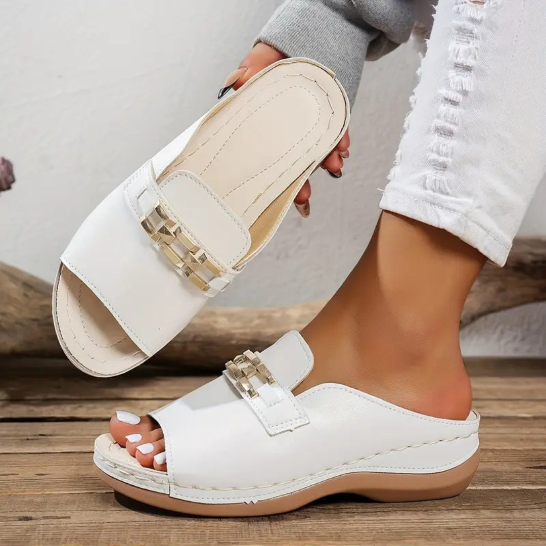 Brittany™ | Sandalias de Hebilla Cómodas