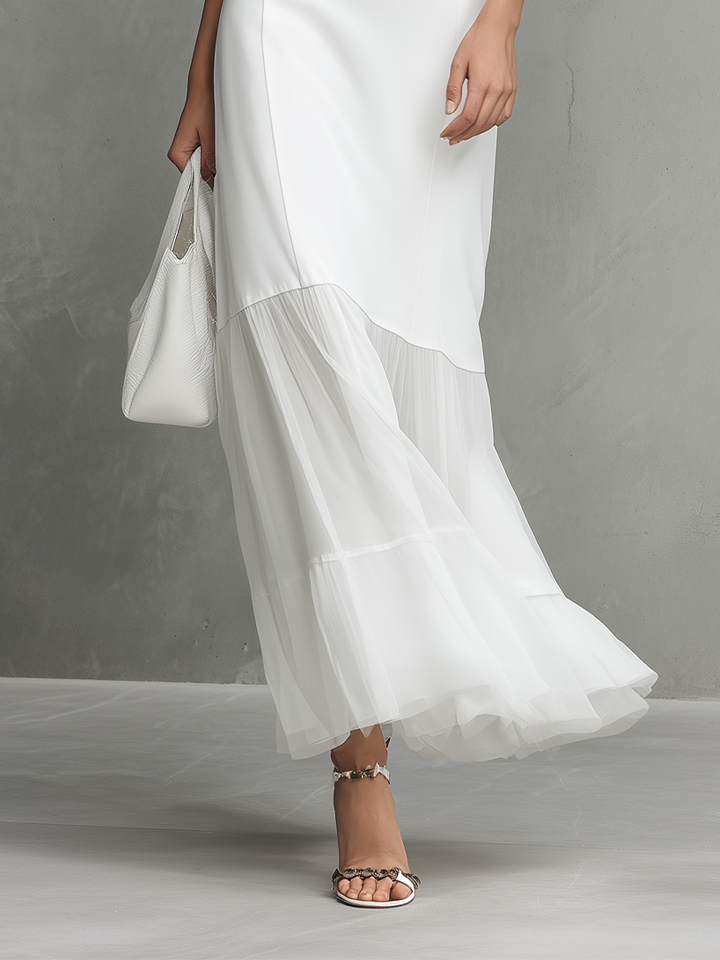 Vestido Elegante Blanco Sin Mangas para Mujeres Hecho de Elementos de Seda y Chiffon