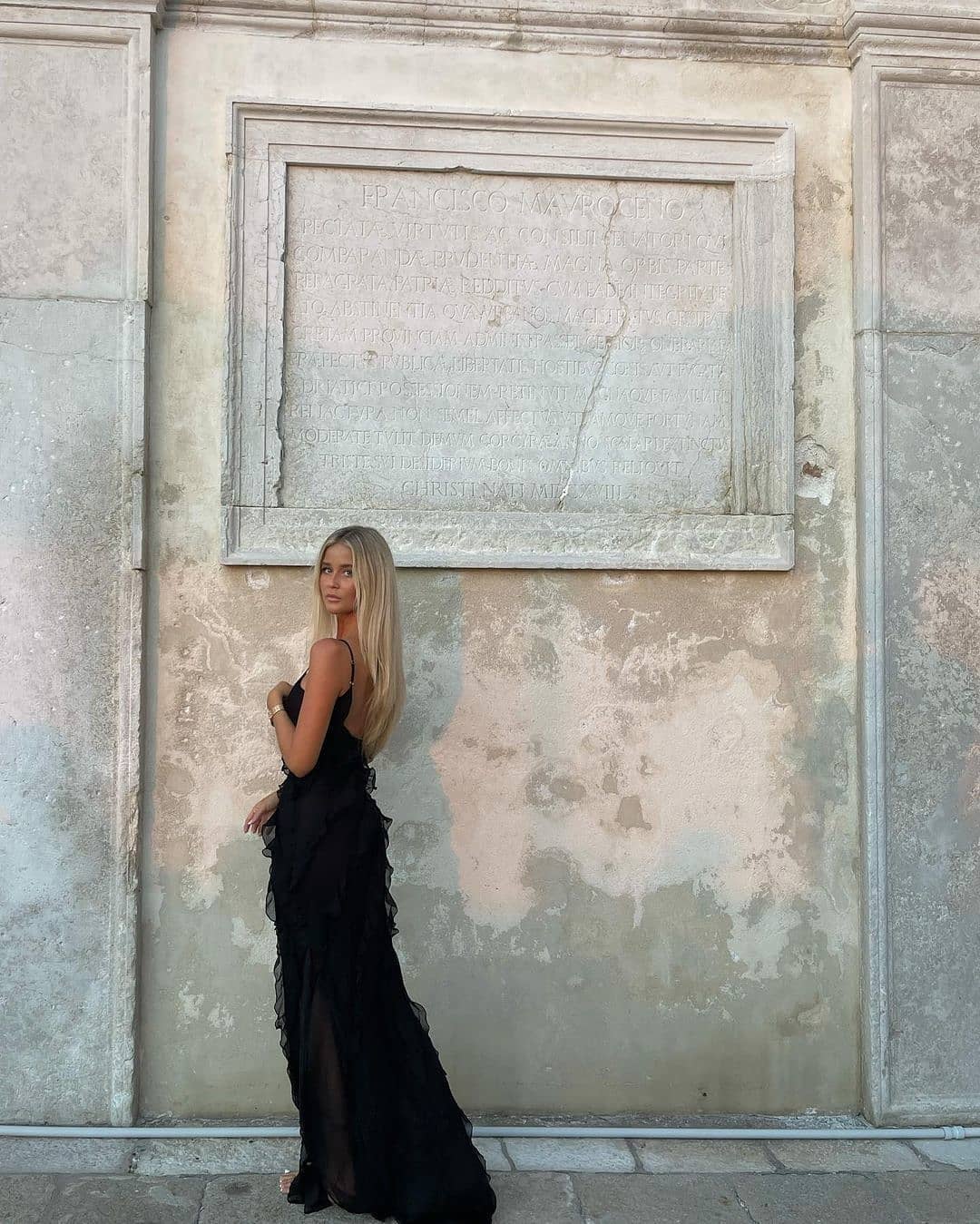 Zara - Vestido Maxi con Volantes