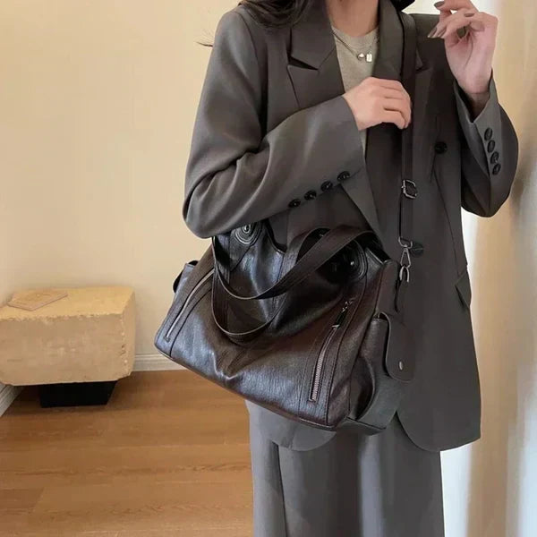 Amira - Bolsa de Mano de Cuero