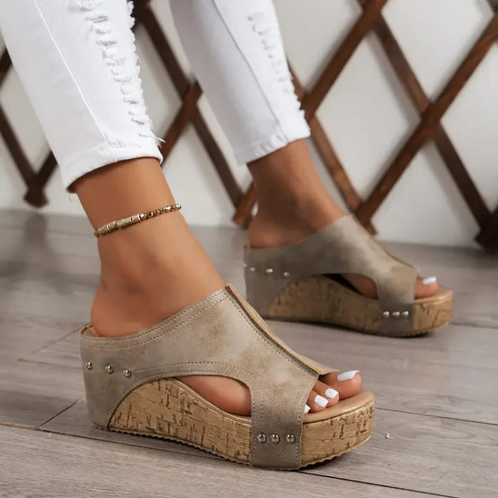 Melissa | Sandalias de cuña con soporte para el arco
