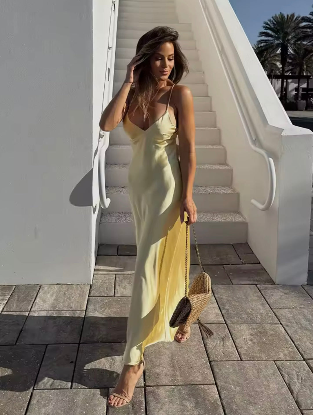 Nikka - Vestido Maxi de Satén Largo