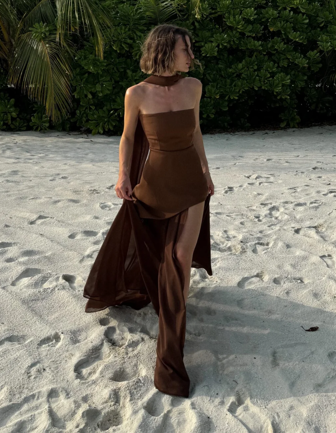 Aylin – Vestido Maxi de Chifón Sin Tirantes