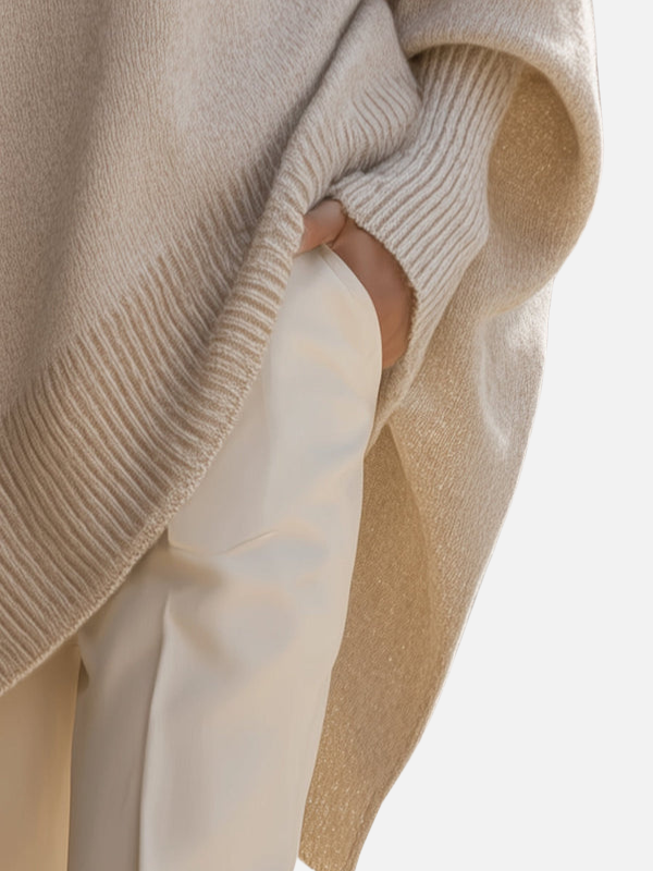Anne | Suéter Poncho Suave y Oversized