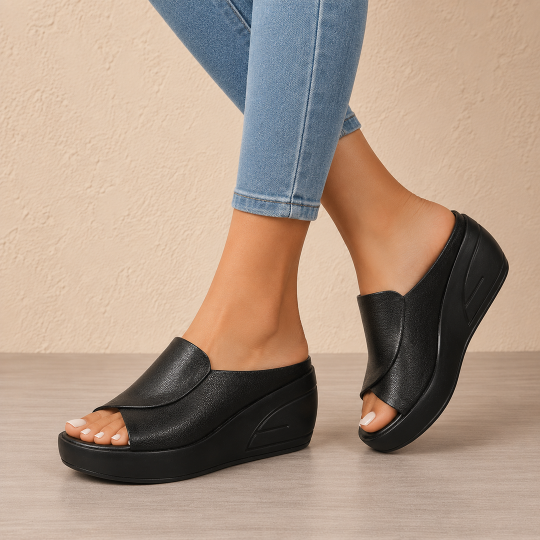 Eliza | Sandalias ortopédicas con cuña para poner y quitar