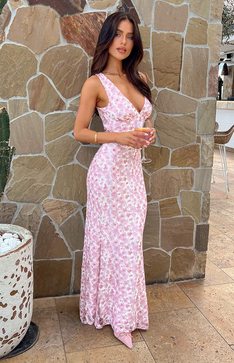 Farida - Vestido Largo de Encaje Rosa
