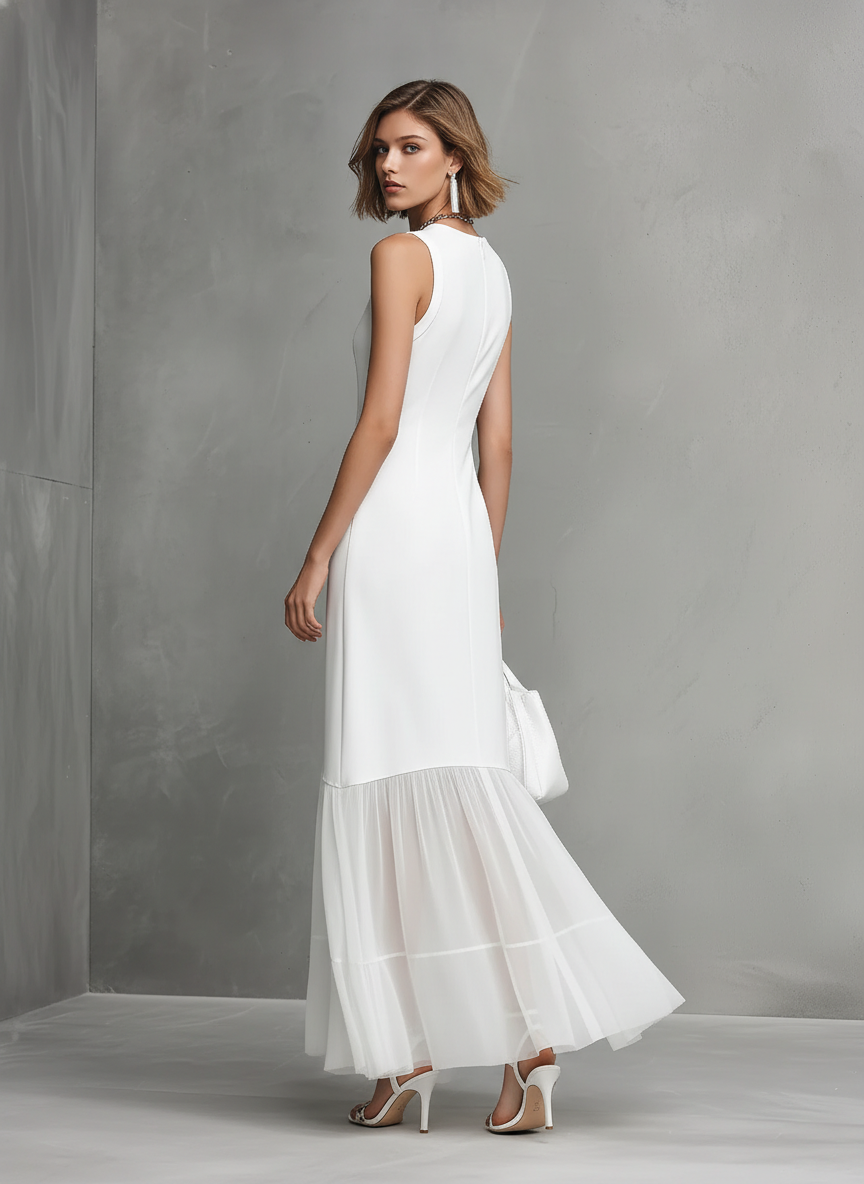 Vestido Elegante Blanco Sin Mangas para Mujeres Hecho de Elementos de Seda y Chiffon