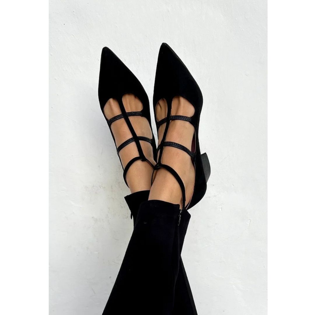 Evy™ - Tacones Altos Negros con Punta