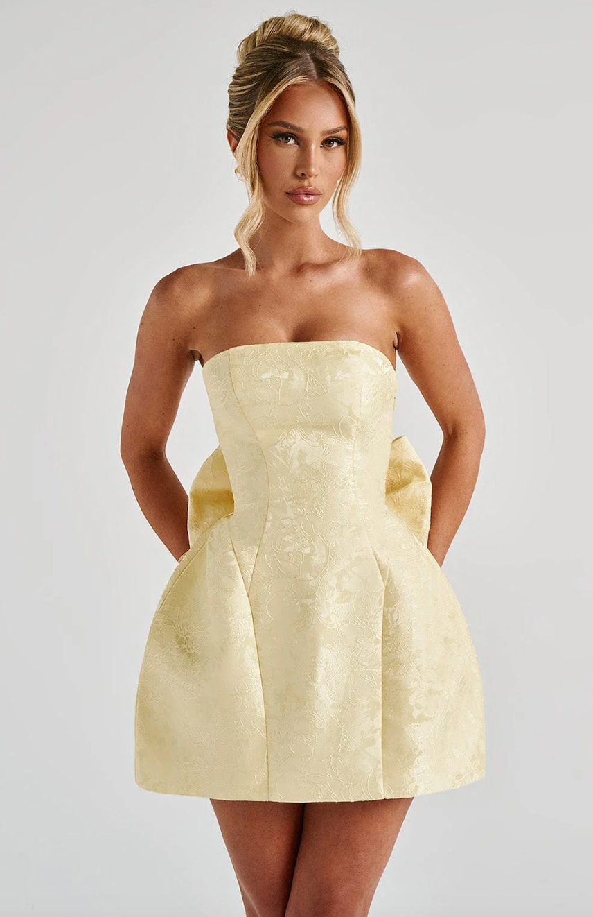 Avy - Impresionante Vestido Mini con Lazo