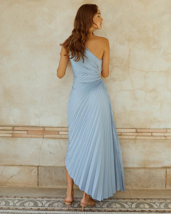 Delfina - Vestido Maxi Plisado de Satén con Un Hombro