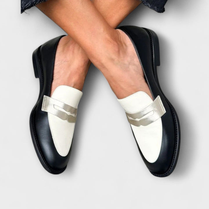 Iris - Zapatillas Negras Elegantes