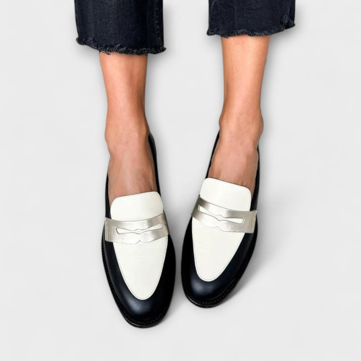 Iris - Zapatillas Negras Elegantes