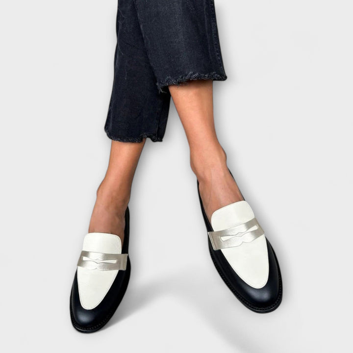 Iris - Zapatillas Negras Elegantes
