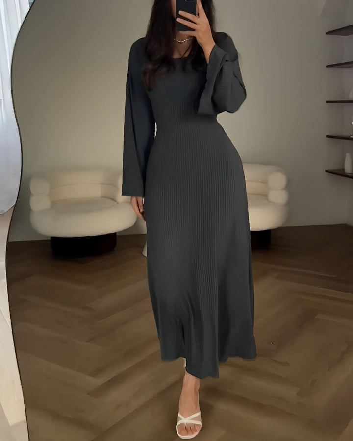 Aiah - Elegante Vestido Maxi de Punto