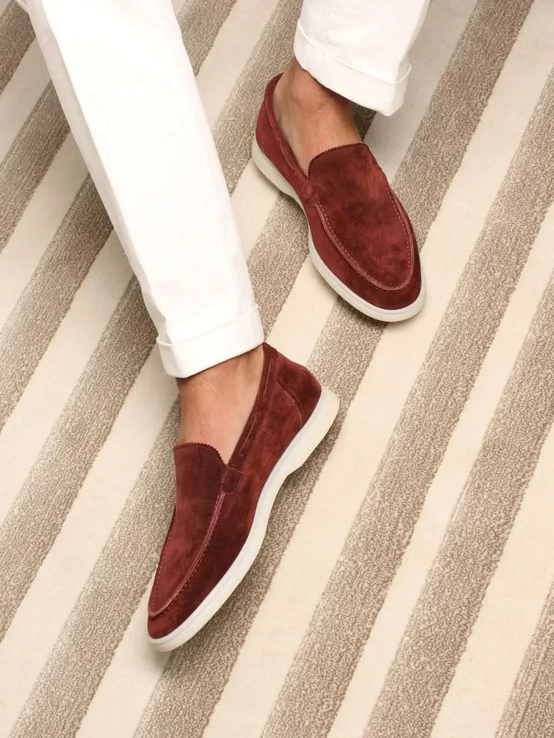 Mocasín Clásico de Ante Burdeos