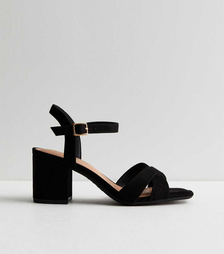 Sandalias de Tacón Bloque de 2 Partes en Ante Negro de Ajuste Amplio | New Look
