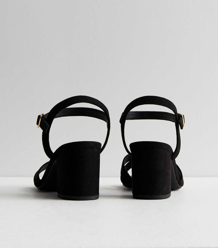 Sandalias de Tacón Bloque de 2 Partes en Ante Negro de Ajuste Amplio | New Look